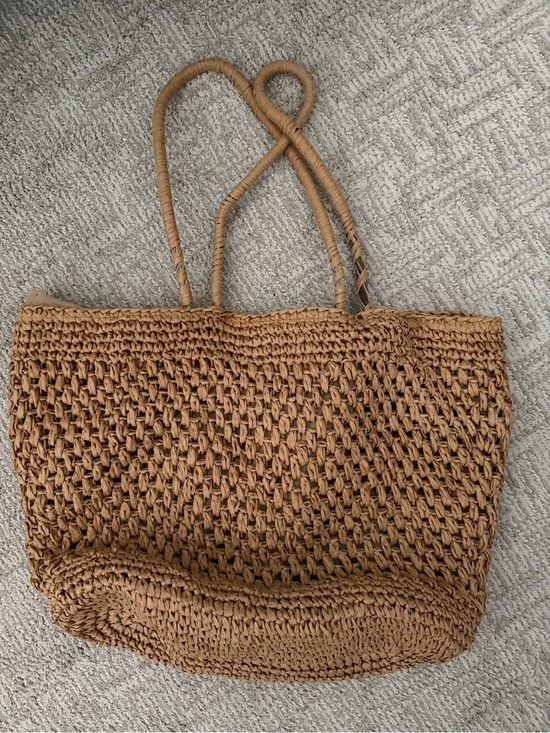Abercrombie & Fitch Handbags - Abercrombie & Fitch Woven Beach Tote